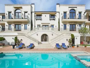 Upscale Recovery at Legacy Healing Center: Luxury Drug & Alcohol Rehab